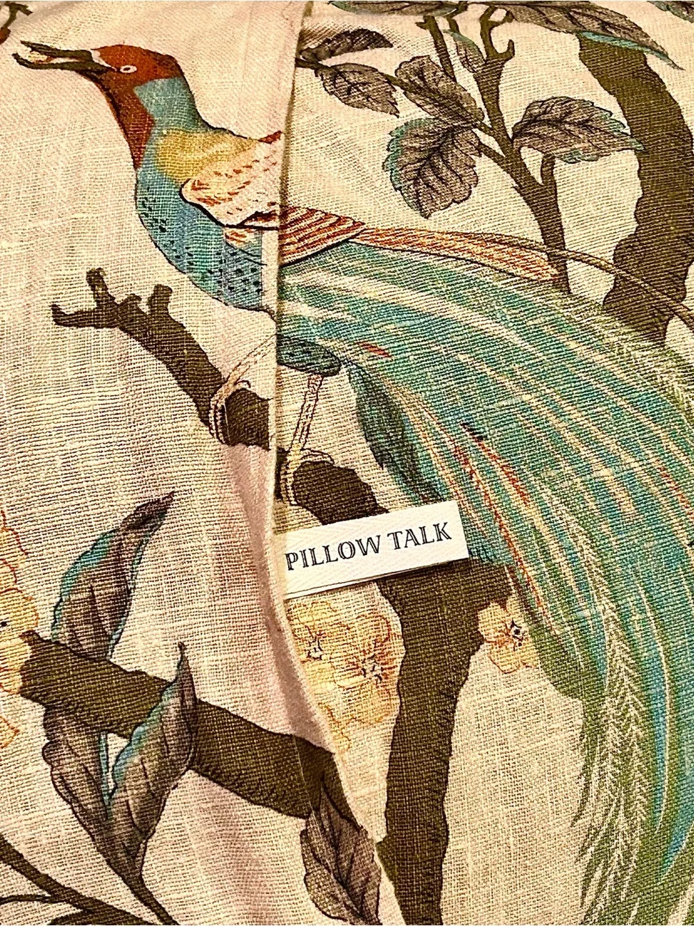 PILLOW TALK Pair Regal Pheasant Pillow Shams Queen 33”Parchment/French Blue NWT